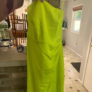 Strapless assymetrical dress